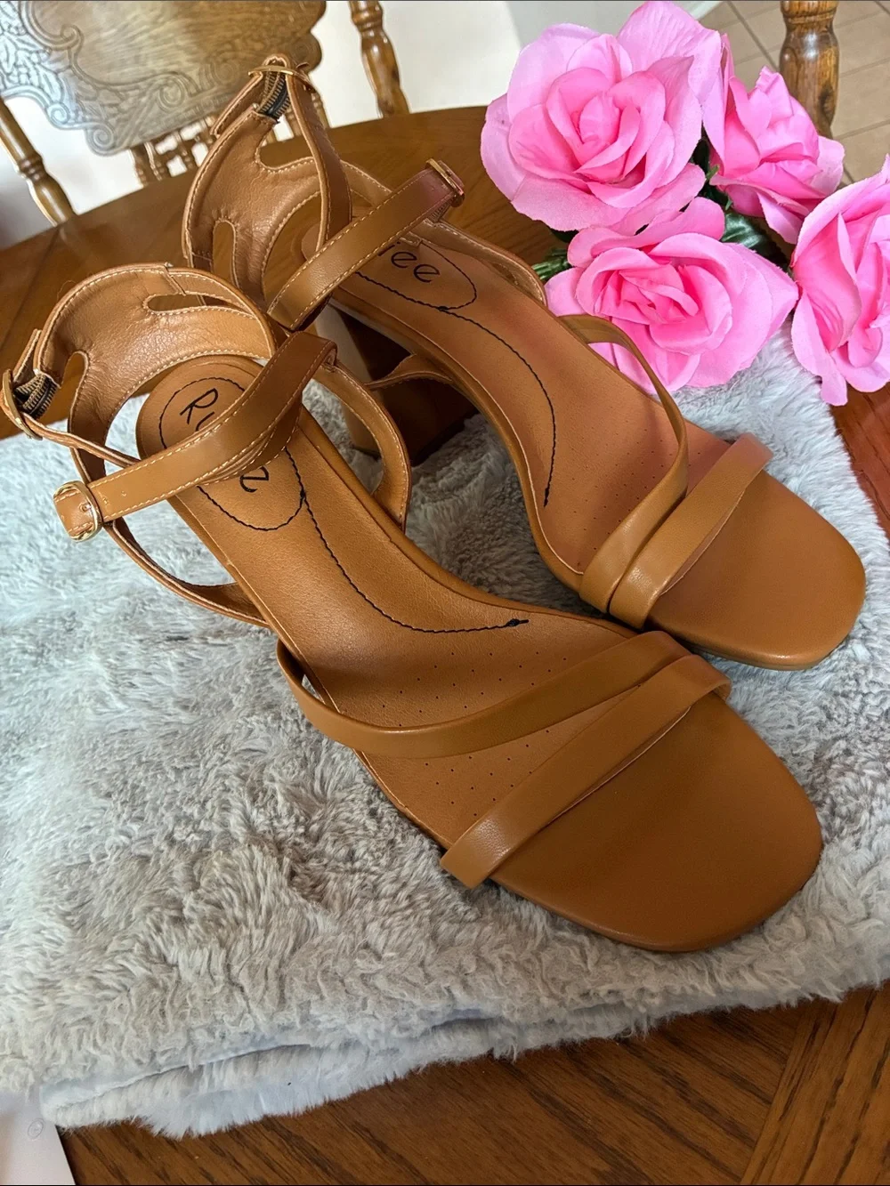 Classic Tan Strappy Heeled Sandals with Ankle Strap